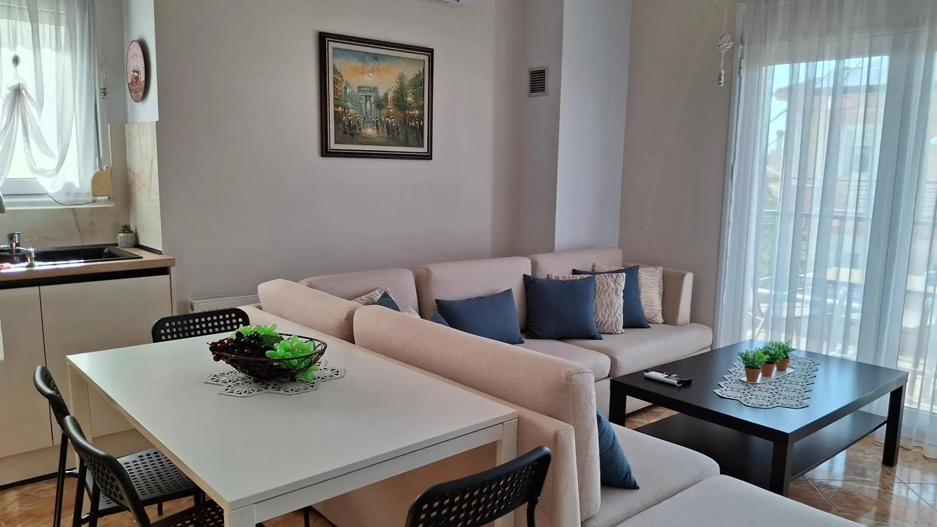 Aurora - Close To Macedonia Airport Kardia Apartment