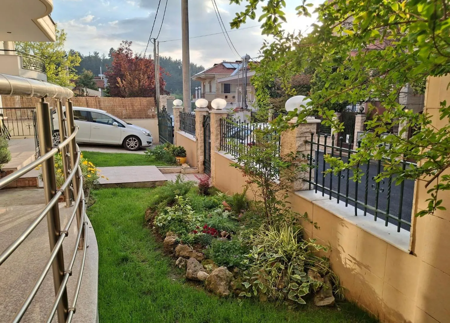 아파트 Aurora - Close To Macedonia Airport Kardiá
